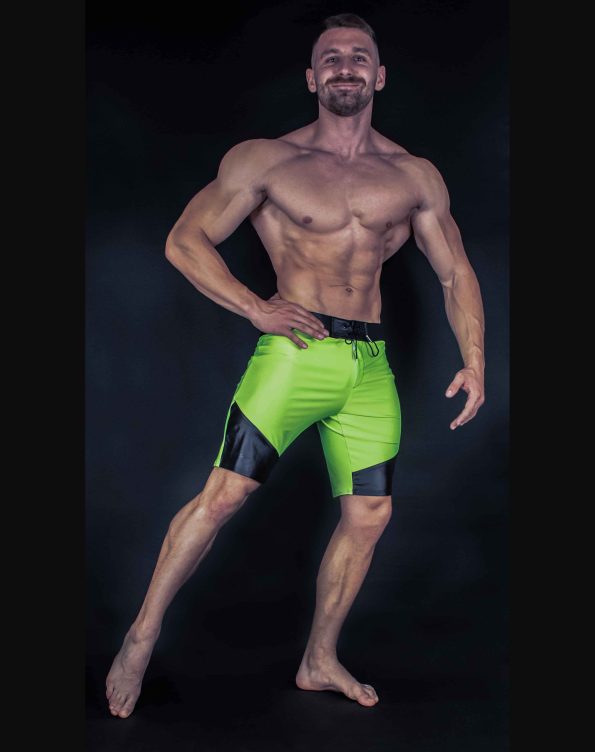 LIME GREEN MEN´S PHYSIQUE SHORTS