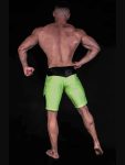 LIME GREEN MEN´S PHYSIQUE SHORTS