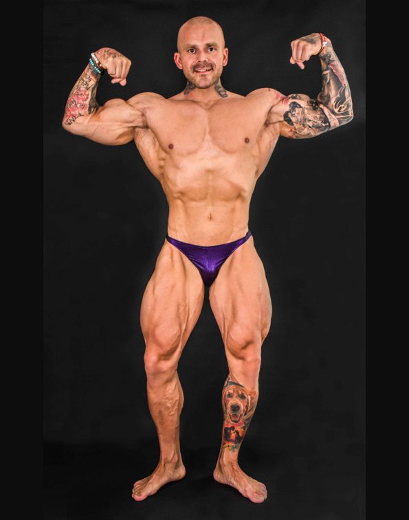 RIASENÉ METALLIC AMETHYST BODYBUILDING TRUNKS SANK, ICN, OSTATNÉ ( DĹŽKA BOČNEJ STRANY 2CM )