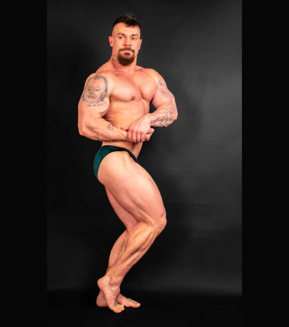 RIASENÉ GREEN VELVET BODYBUILDING TRUNKS SANK, ICN, OSTATNÉ ( DĹŽKA BOČNEJ STRANY 2CM )
